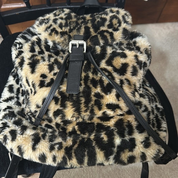 Backpack - Picture 6 of 8